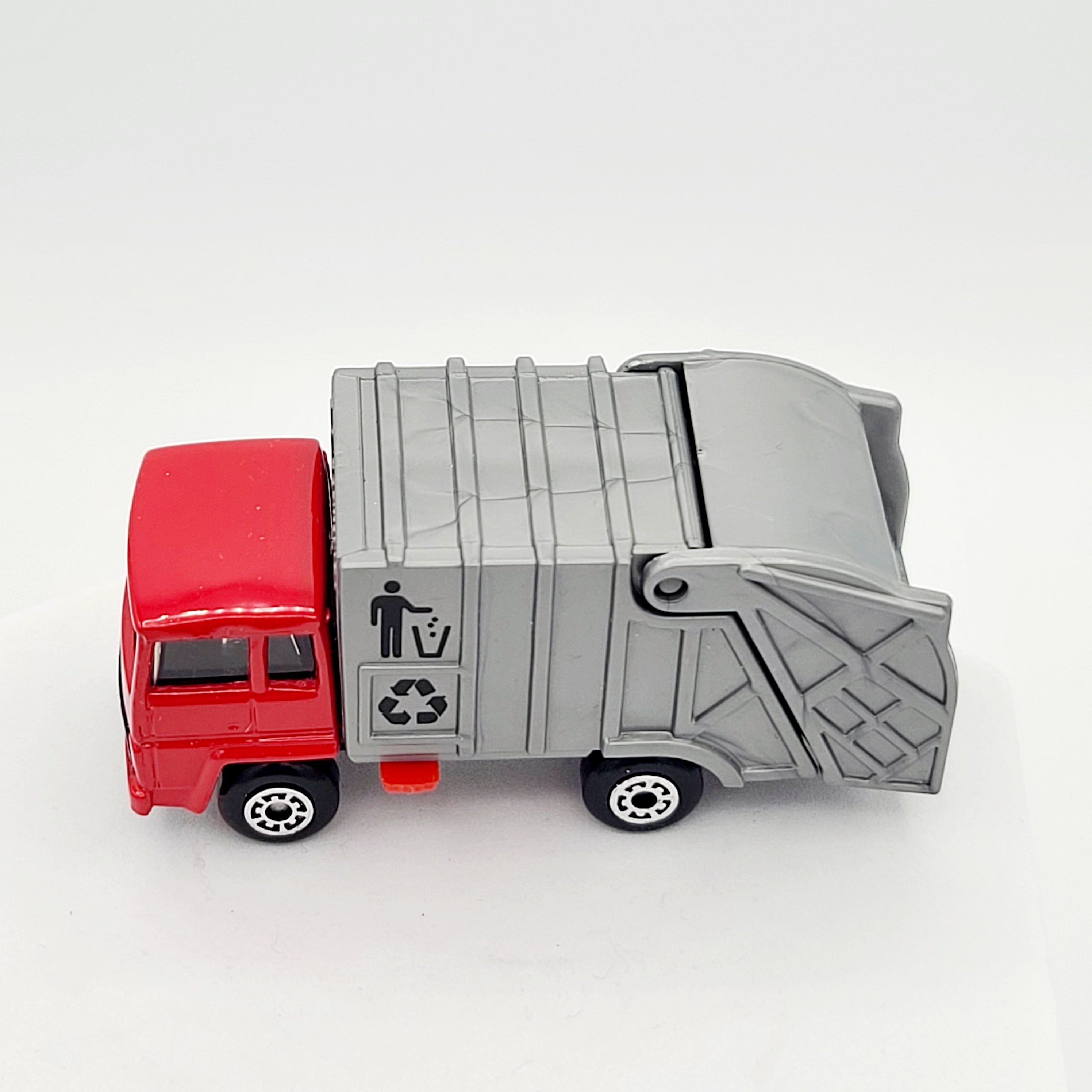 Matchbox '79 Refuse Truck "Collectomatic" (1996 MBX Basic 1-75)